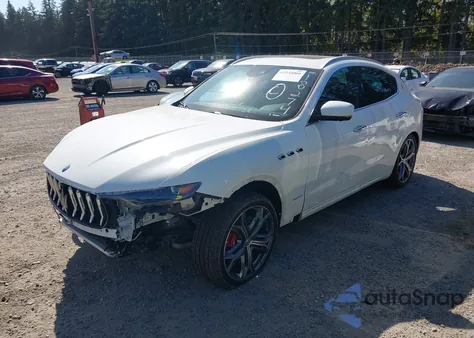 2021 Maserati Levante S Luxury z USA, uszkodzony, nr VIN ZN661YUL5MX363027